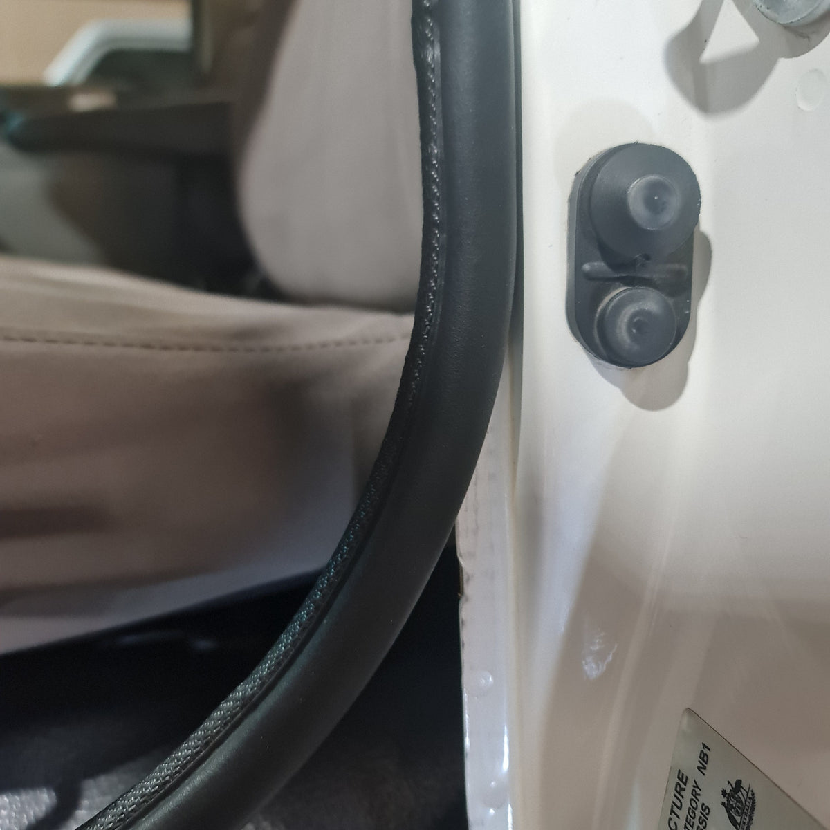 Cal500070 Door Seal Kit - Suitable for use with 70 series Land Cruiser